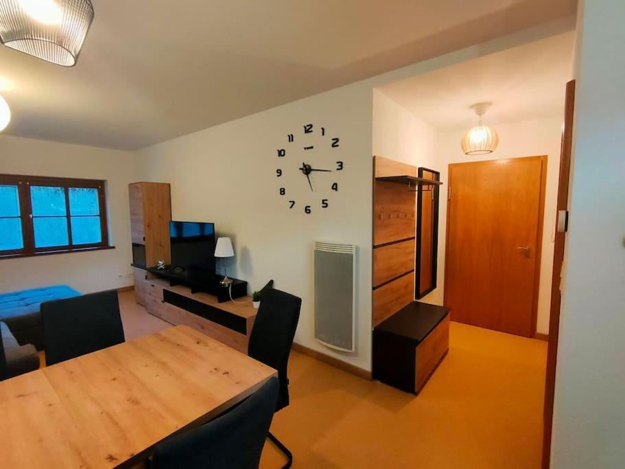 Industriel F3 Appartement Thann Dış mekan fotoğraf